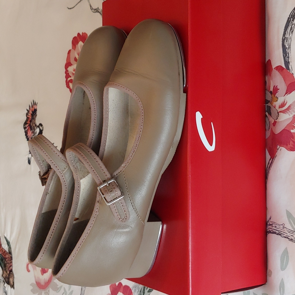 Capezio tap shoes